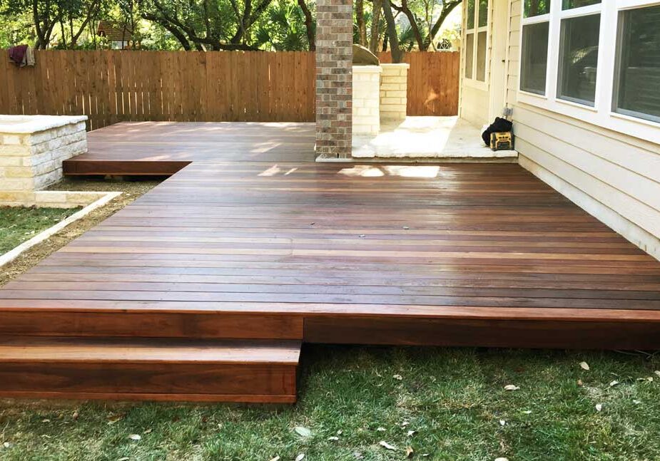 austin-custom-decking-landscaping