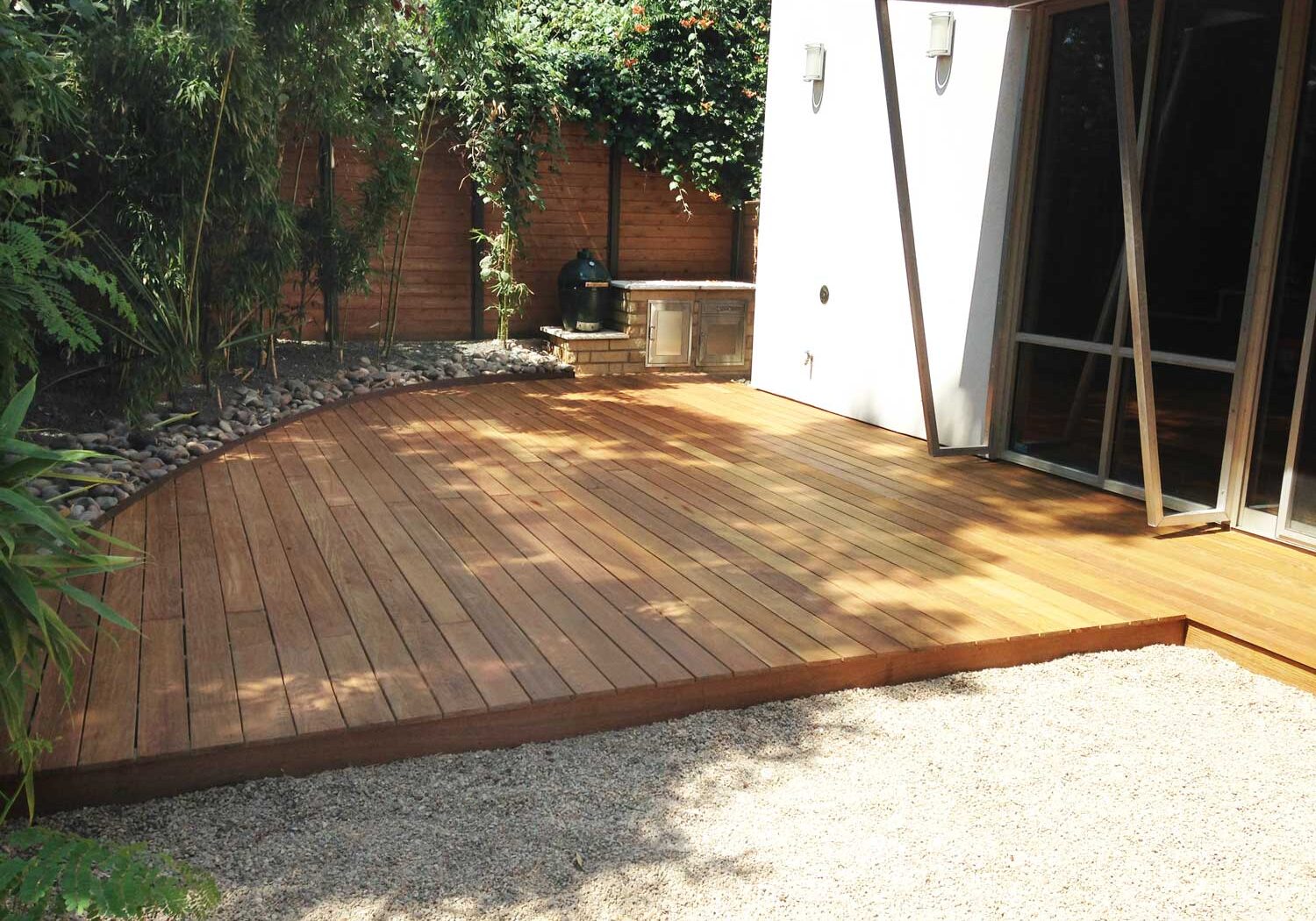 austin-modern-deck-landscaping